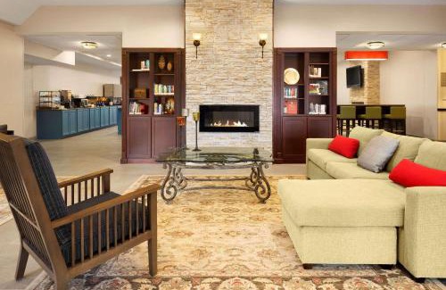Rossville Hotel | Country Inn & Suites by Radisson, Baltimore North, MD