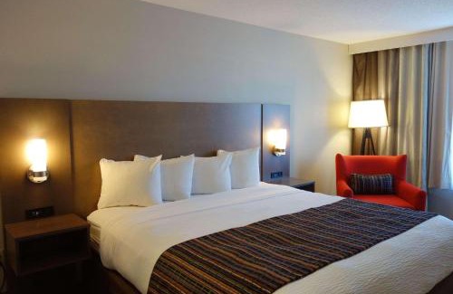 Mason City Hotel | Country Inn & Suites by Radisson, Mason City, IA