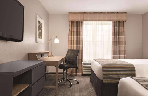Schaumburg Hotel | Country Inn & Suites by Radisson, Schaumburg, IL