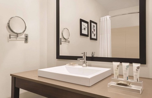 Schaumburg Hotel | Country Inn & Suites by Radisson, Schaumburg, IL