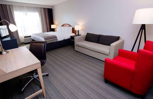 Brockton Hotel | Country Inn & Suites by Radisson, Brockton (Boston), MA