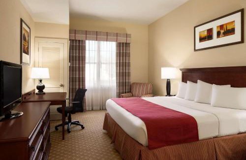 Crestview Hotel | Country Inn & Suites by Radisson, Crestview, FL