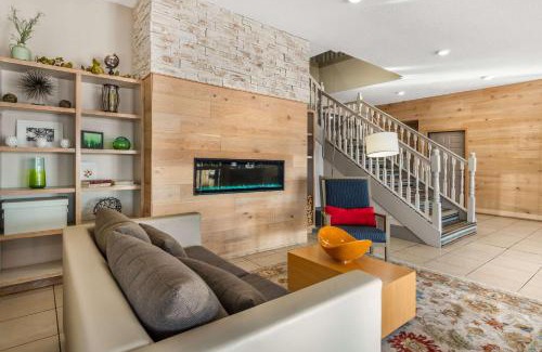 Watertown Hotel | Country Inn & Suites by Radisson, Watertown, SD