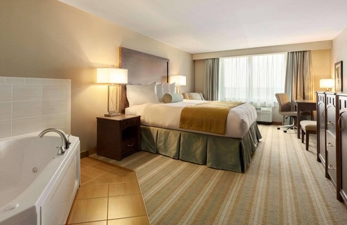 Bemidji Hotel | Country Inn & Suites by Radisson, Bemidji, MN