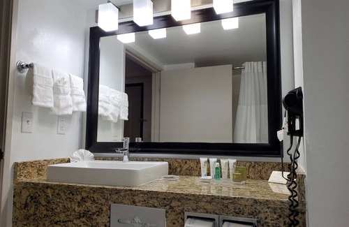 Buford Hotel | Country Inn & Suites by Radisson, Buford at Mall of Georgia, GA