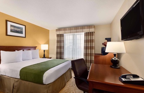 Marion Hotel | Country Inn & Suites by Radisson, Marion, OH