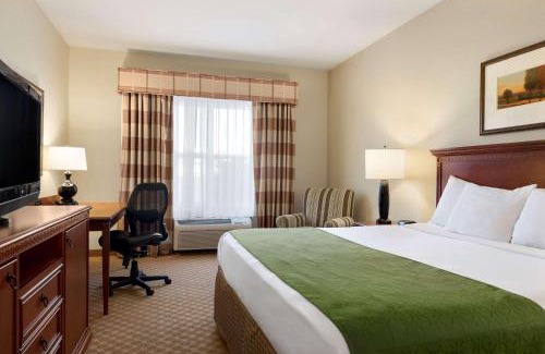 Orange Prairie Hotel | Country Inn & Suites by Radisson, Peoria North, IL
