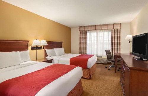 Ames Hotel | Country Inn & Suites by Radisson, Ames, IA