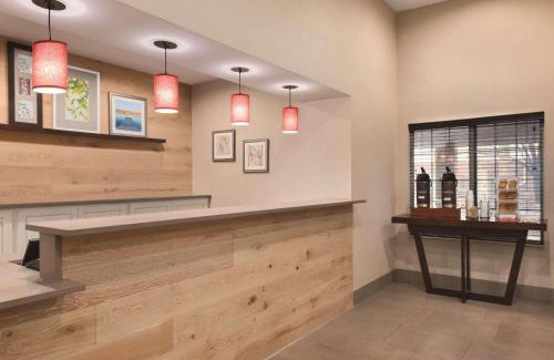 Merrillville Hotel | Country Inn & Suites by Radisson, Merrillville, IN