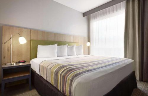 Merrillville Hotel | Country Inn & Suites by Radisson, Merrillville, IN