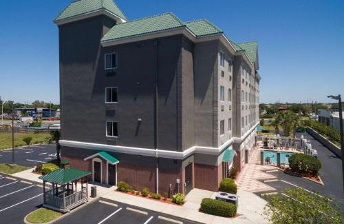 Pinellas Park Hotel | Country Inn & Suites by Radisson, St Petersburg - Clearwater, FL