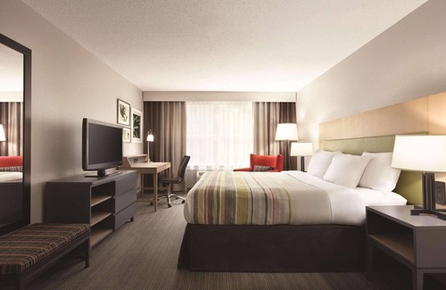 Capitol Heights Hotel | Country Inn & Suites by Radisson, Washington, D.C. East - Capitol Heights, MD