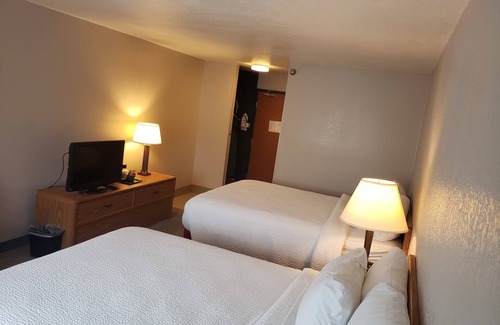 Fairview Heights Hotel | Country Inn & Suites by Radisson, Fairview Heights, IL