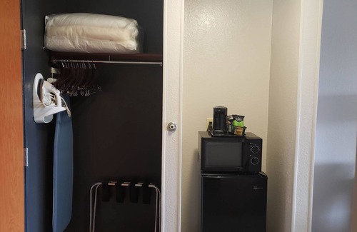 Fairview Heights Hotel | Country Inn & Suites by Radisson, Fairview Heights, IL