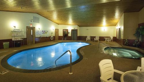Two Harbors Hotel | Country Inn Two Harbors