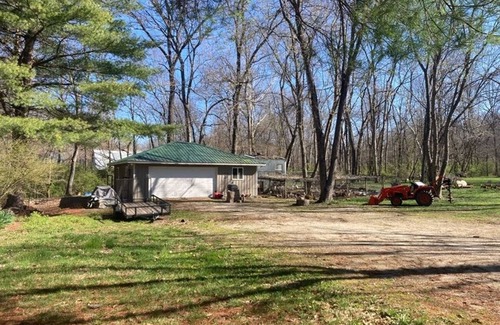 Villa Ridge House | Country Living RV near Six Flags!