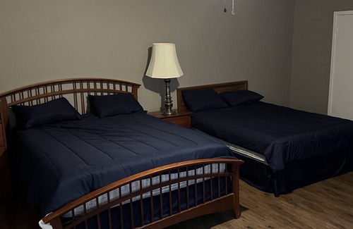 Lubbock House | Country Lodge, fire pit, hunters welcome, pets welcome, trailer parking