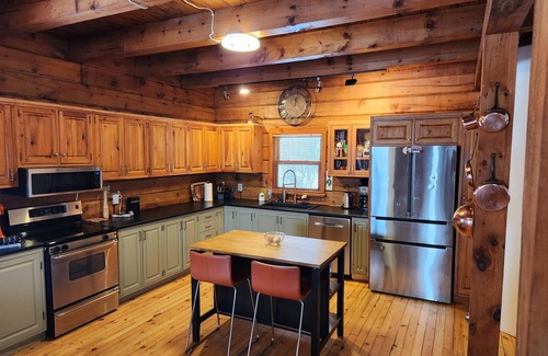 Erin Other | Country Log Home - a quiet get-a-way not far from the city.