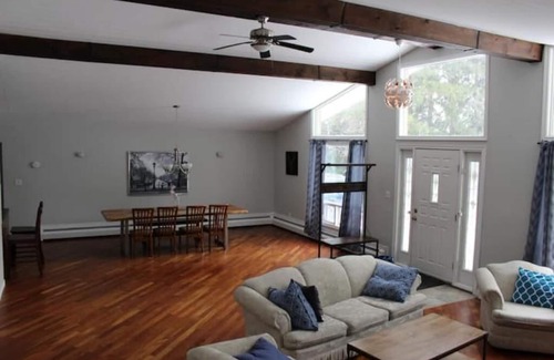 Elora House | Country Oasis in the Village
