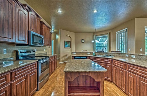 Brooksville House | 'Country Paradise' Retreat ~ 5 Mi to River!