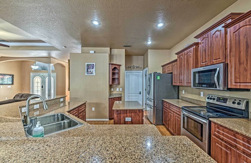 Brooksville House | 'Country Paradise' Retreat ~ 5 Mi to River!