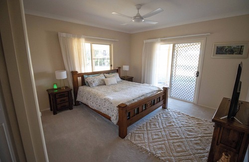 Applethorpe Other | Country Retreat, private, pet friendly only 5 minutes from Stanthorpe.