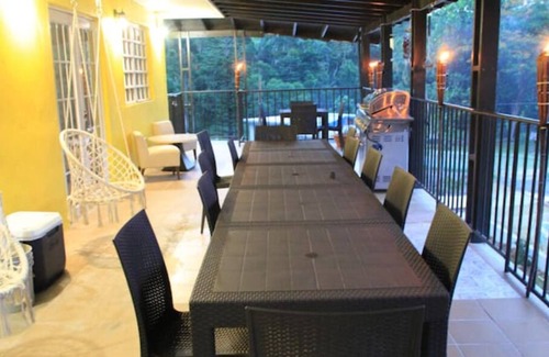 Almirante Norte House | Country side - sleeps up to 36 - 14 Beds, 5 Sofa