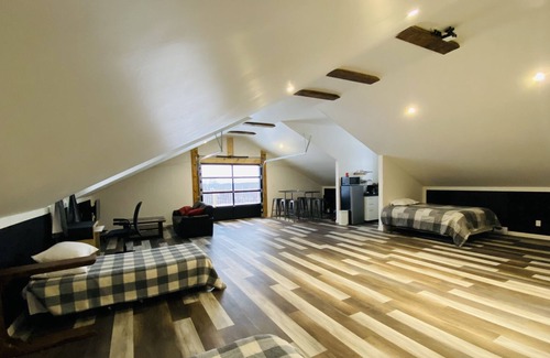 Essa House | Country Solitude in Utopia