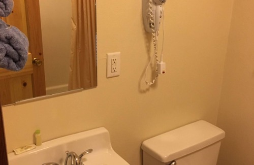 Tilden Hotel | Country Villa Motel and Country Camping