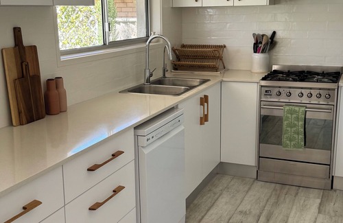 Murwillumbah House | Countryside Cottage - Family Friendly Poolside Oasis 5 mins from town!