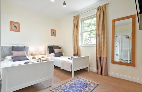 Alnwick Bed & Breakfast | Countryside Escape - The Night Owl