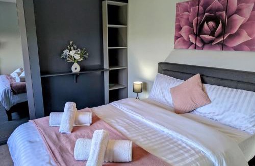 Amerton House | Countryside Gem, 3BR, parking, nr JCB Alton Towers