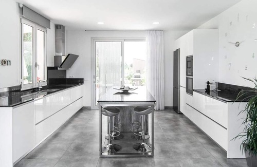 Llubi Villa | Countryside villa, high-end facilities great views