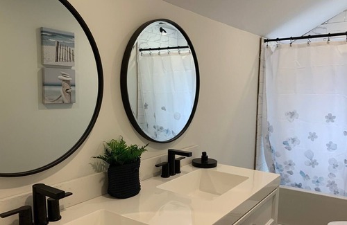 Wellington Apartment | County Cove - Bloomfield Suite
