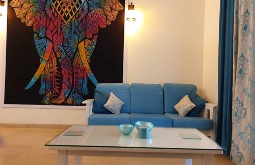 Calangute Apartment | Couple Friendly 1BHK Apt w/Pool,Wifi,OTT near Baga, Calangute and Anjuna Beaches