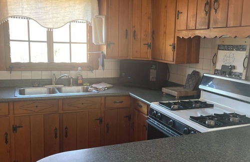 Itasca County Resort | Couple-friendly cabin, new bed, amazing lake shore