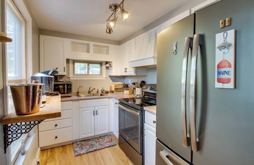 West Buxton House | Couple's Glamping Getaway on Bonny Eagle Pond