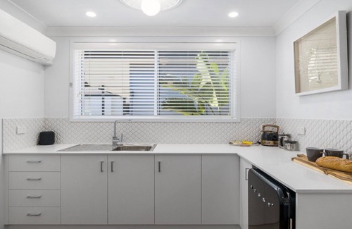 Sawtell House | Couples Dream, Pet Friendly, Corporate Stay