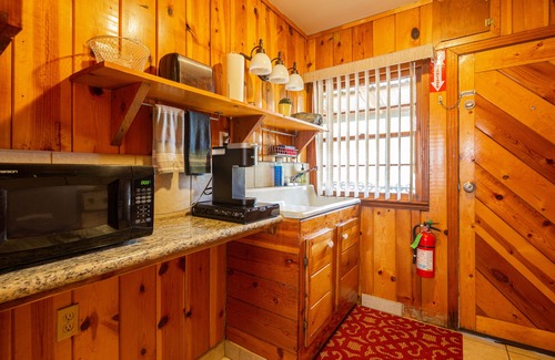 Three Rivers Cabin | Couples romantic cabin