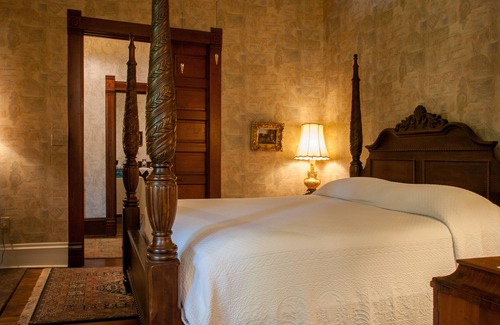 Clarksville Bed & Breakfast | Courthouse Inn B&B