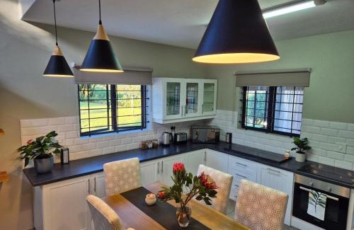 Hilton Villa | Courtleigh Cottage