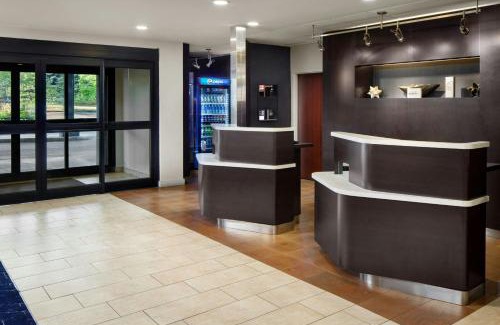Longmont Hotel | Courtyard Boulder Longmont