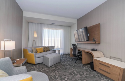 West Springfield Hotel | Courtyard by Marriott West Springfield
