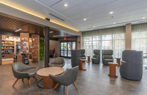 West Springfield Hotel | Courtyard by Marriott West Springfield