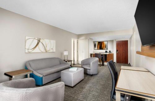 Survey Creek Hotel | Courtyard by Marriott Fort Lauderdale North/Cypress Creek