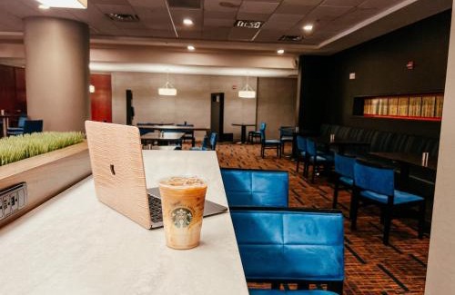 West End Hotel | Courtyard by Marriott Alexandria Pentagon South