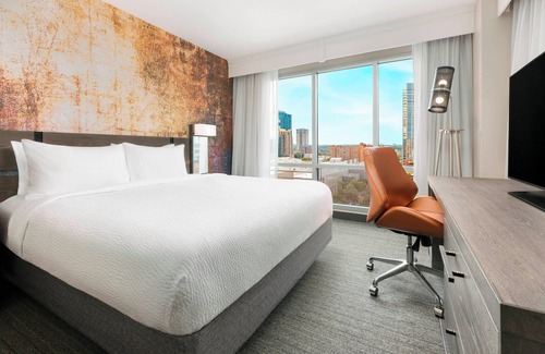 Waller Creek District Hotel | Courtyard by Marriott Austin Downtown/Convention Center