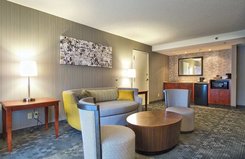 Farmview - Ramble Hotel | Courtyard by Marriott Blacksburg