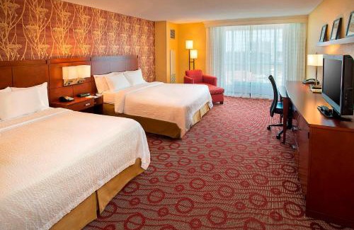 Fallsview Hotel | Courtyard by Marriott Niagara Falls