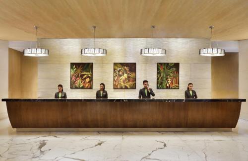 Teynampet Hotel | Courtyard by Marriott Chennai